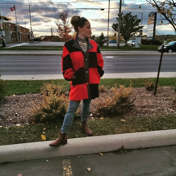 Meet your Posher, Kristin - Picture 3 of 6